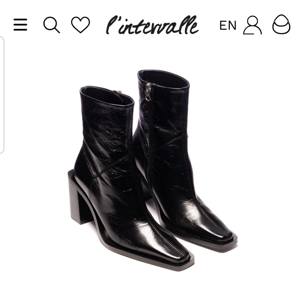 ISO L'intervalle Grant boots any colour